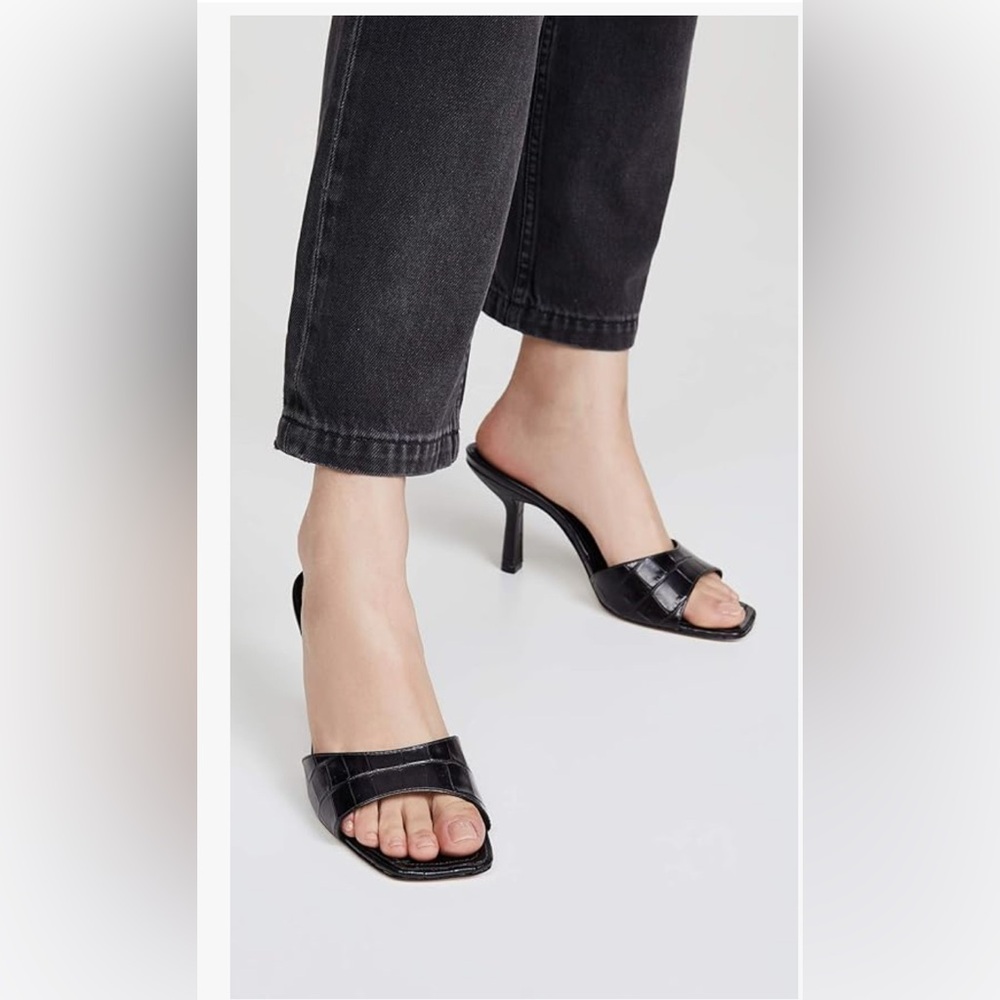 SCHUTZ Black Heeled Sandals with Kitten Heel